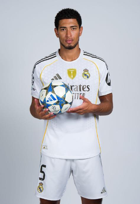 东契奇空砍42+8！老詹22分也尽力，难耐湖人旧将轰48+15，弑旧主