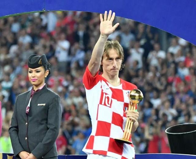 东契奇42分德罗赞32分 湖人爆冷不敌国王3连败