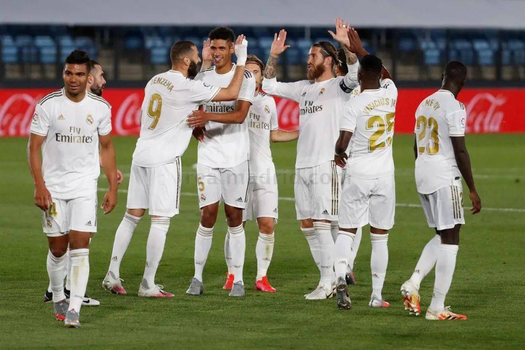 炫神回应被剥夺二路解说，大黄透露也被官方警告，马头成电竞圈禁词