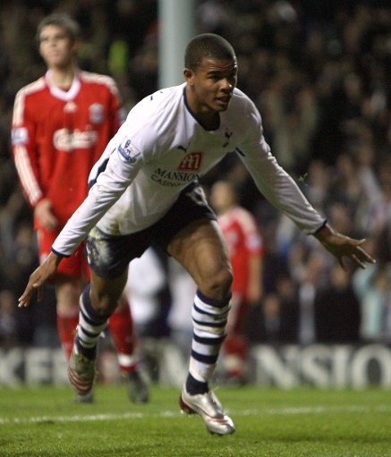 易上手、不缺深度的《泡姆泡姆》，是来自鹰角的游戏创作野望