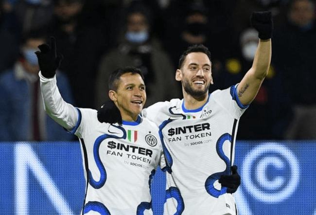 59场9球！于汉超退役转身教练，宋凯授衣背后是“最讽刺”的重用